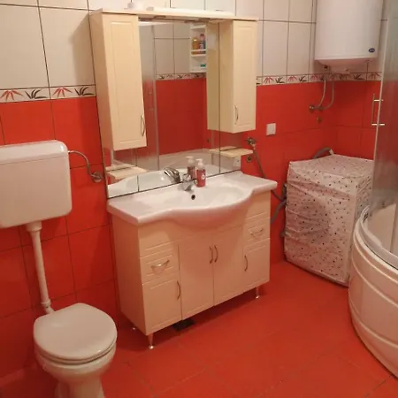 Iris Apartament *